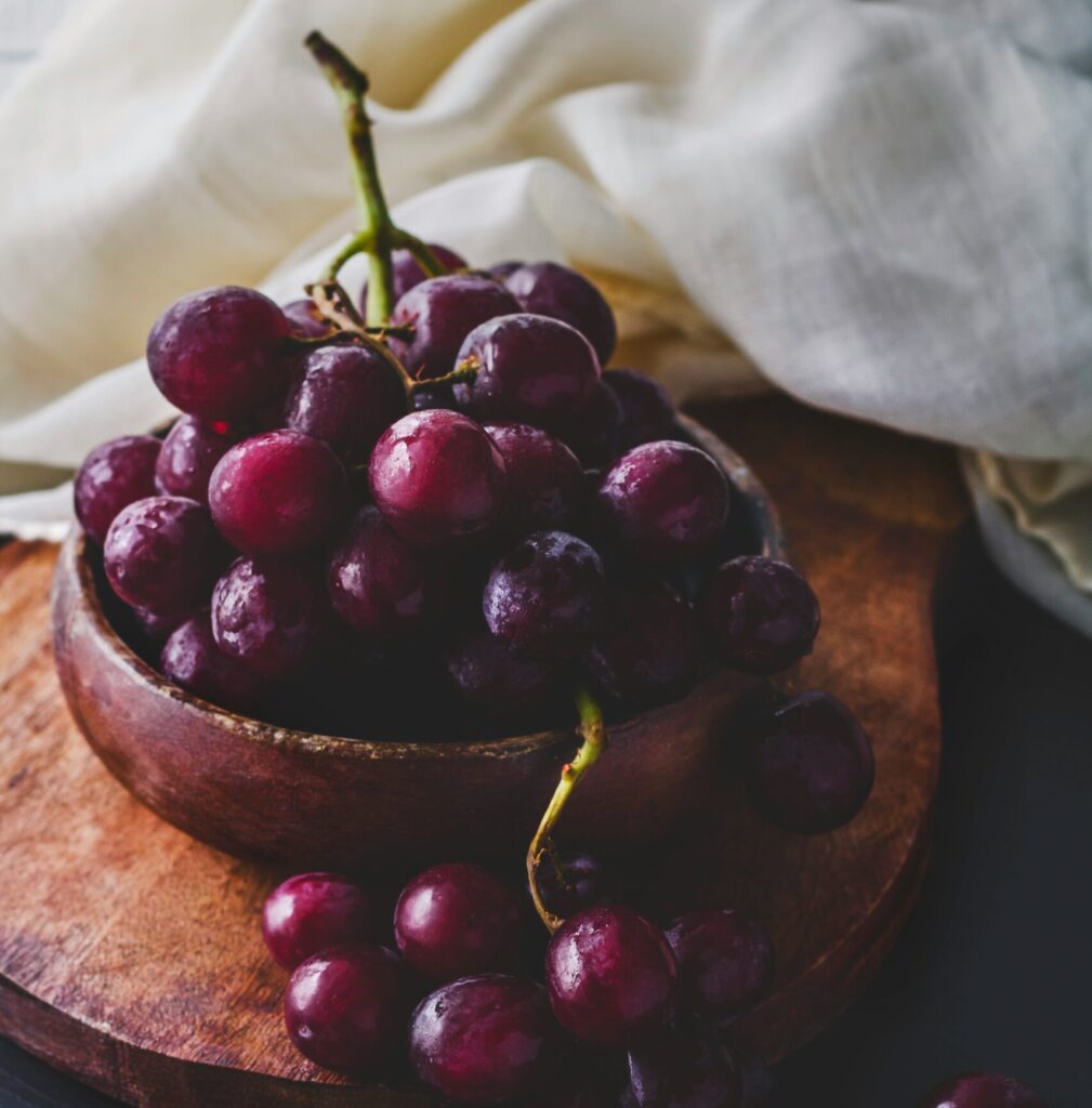 Red Grapes : Fruits good for Kidney